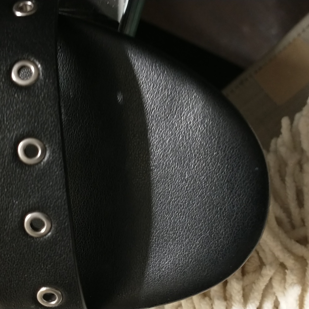 Rebecca Minkoff Black Leather Sandals - Picture 11 of 12